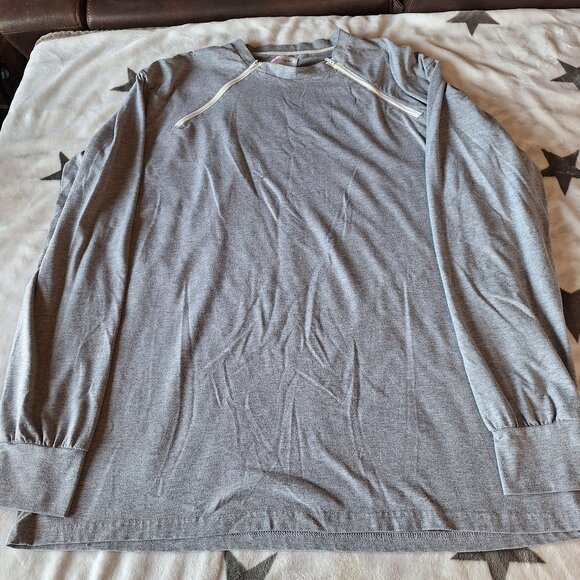 Comfy Chemo Long Sleeve T-Shirt Mens XL‎ Dual Zippers Port Access Light Gray - Picture 1 of 8